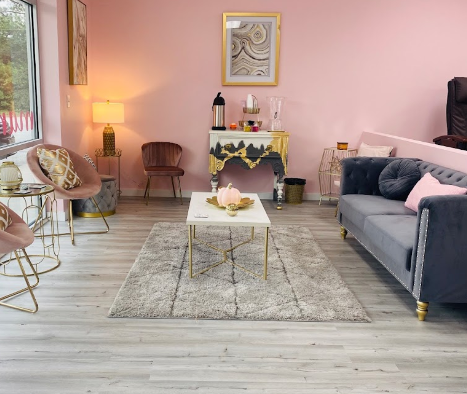 The Pretty Parlour Company Image